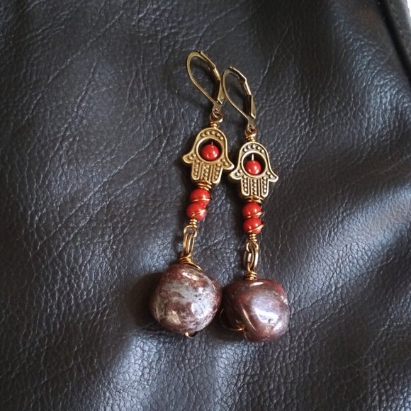 Hamsa Hand Dangle Earrings! Blessings & Protection! Huge Blood Red Stone Nuggets - Picture 1 of 11